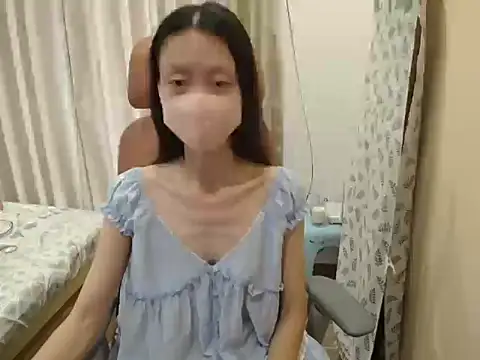 Lil-Cherries webcam
