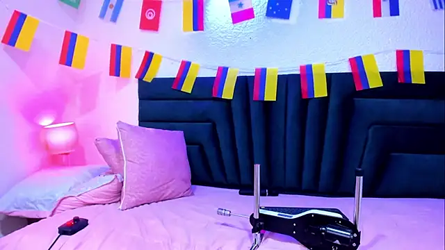 VictoriaRouge_ webcam