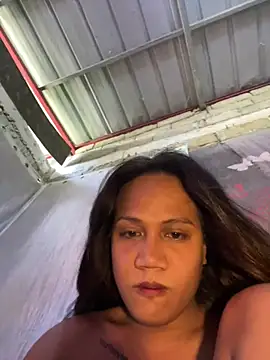 Queen-barbie webcam