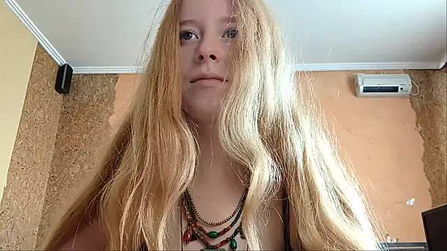 KateVibe_01 webcam