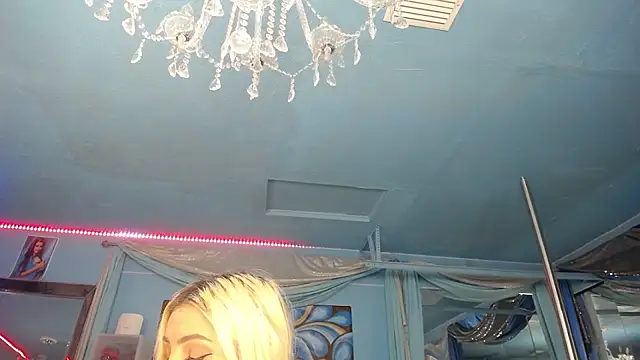 ADRIANNA_FOX webcam