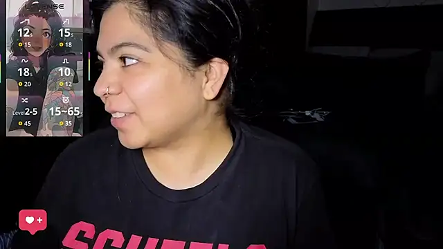 kimmiakiss22 webcam