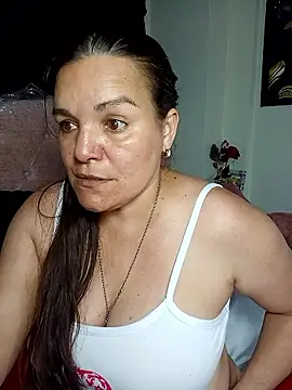 Zuleyka_69 live cam on StripChat