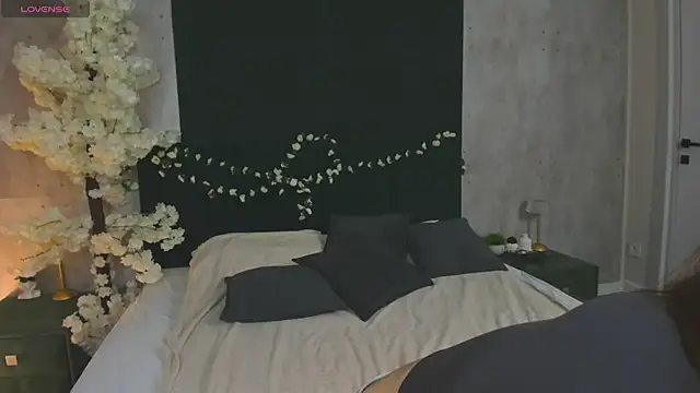 Nika_Jonson webcam