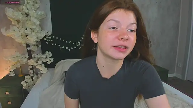 Nika_Jonson webcam