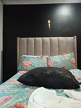 Ms__JOJO webcam
