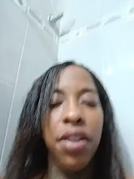 Pauline_Fox webcam