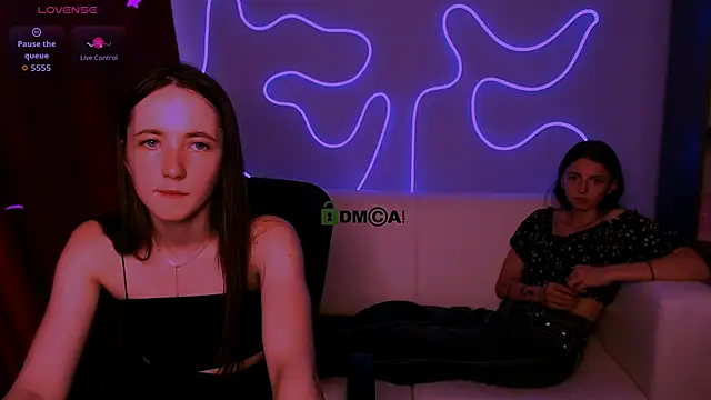 bella_dorn live cam on StripChat