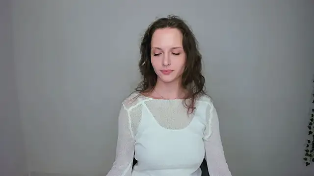 Ariadna_Shy webcam