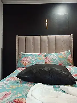 Ms__JOJO webcam