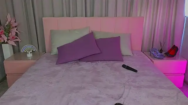 Ariana_Petite webcam