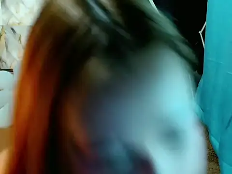 urgirl_mikah webcam