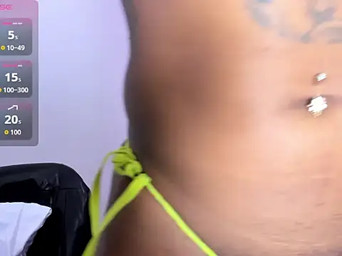 Pauline_Fox webcam