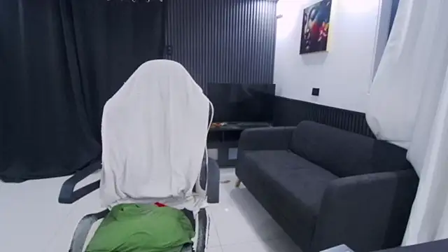 YourHotGreg webcam