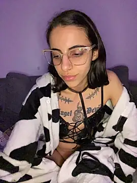 Poison_Ivy_29 webcam