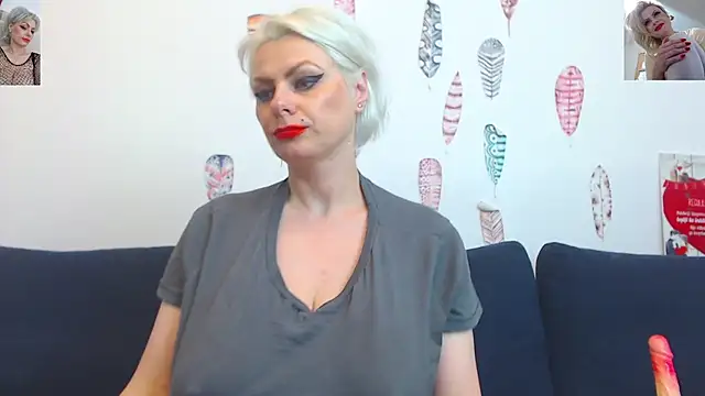 Golden__Girl__WOW__ webcam