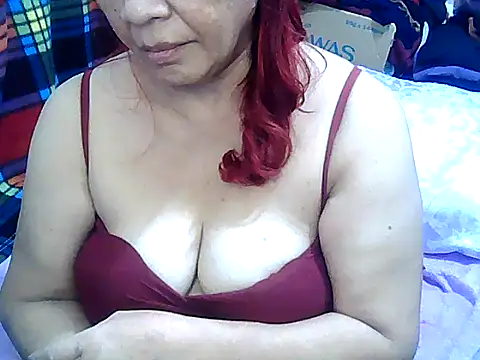 Sweetpinay_mature webcam