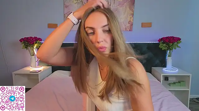 Kelly_Hardy webcam