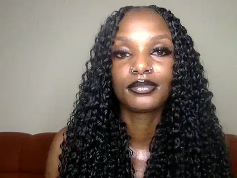 mavelous_mia webcam