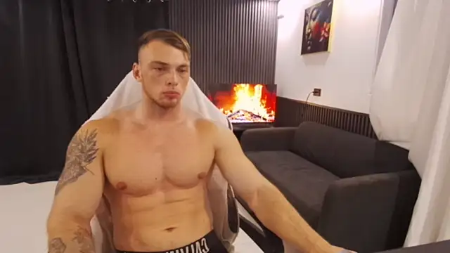 YourHotGreg webcam