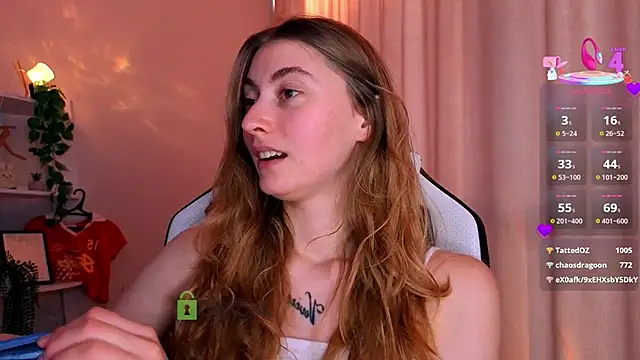 lady_curls webcam