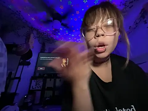 moan4mona live cam