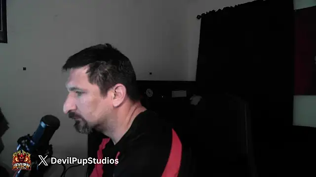 DevilPup75_ webcam