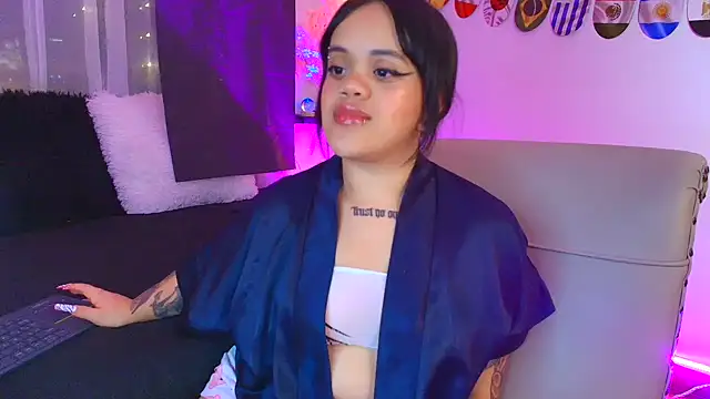 SussyRoxy_ webcam