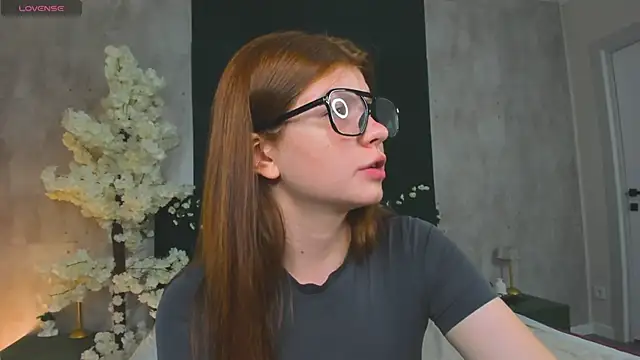 Nika_Jonson webcam