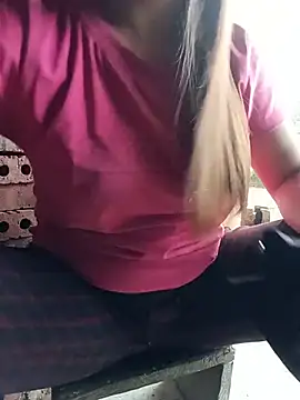 Sara_pusyy webcam