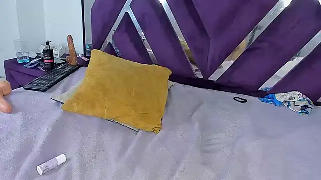 kiaraht webcam