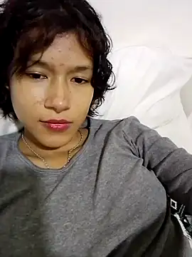 Kittyiyi webcam