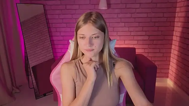 Rebecca_Caldwell webcam