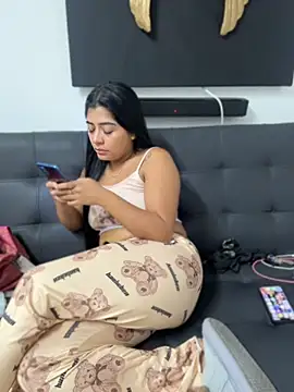 pocahontas6969 webcam