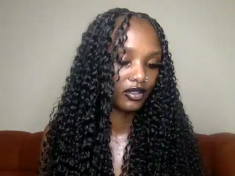 mavelous_mia webcam