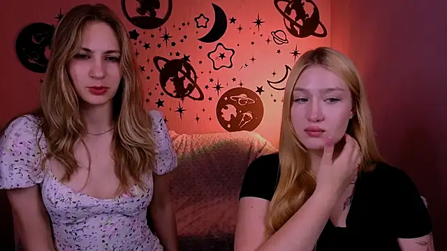 playful_sophie webcam