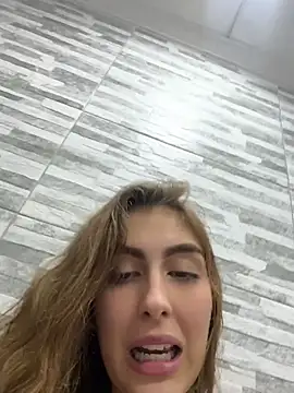 miiabellovic webcam