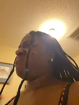 GirthGoddessCoco webcam