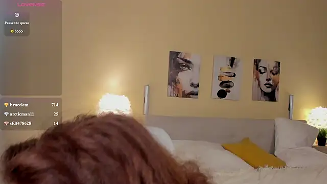 Kira_Adler webcam