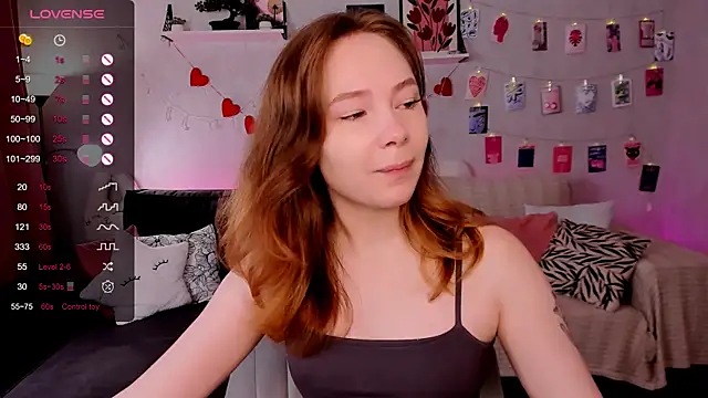 LanaBlu_ webcam