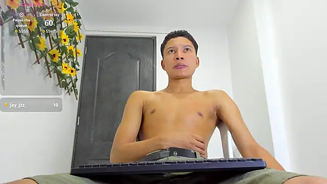 thiago_bigcock_1