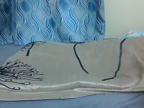 PrettyEve webcam