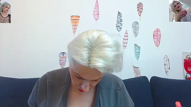 Golden__Girl__WOW__ webcam