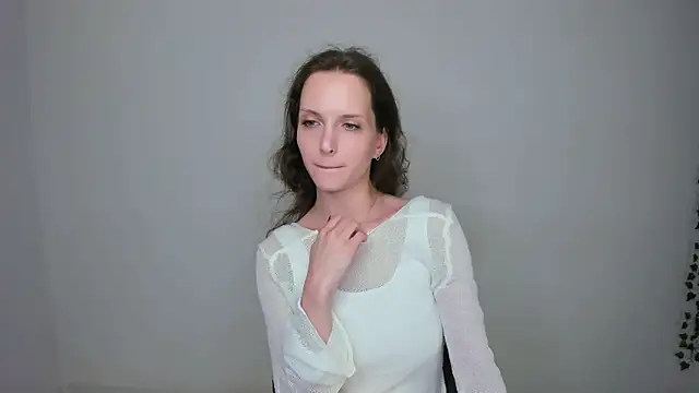 Ariadna_Shy webcam