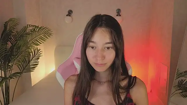 Nicole_Brownie webcam