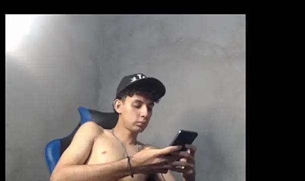 Garu_hot19 webcam