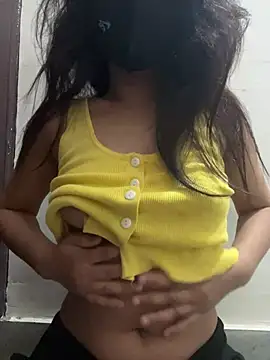 kavyq3791 webcam