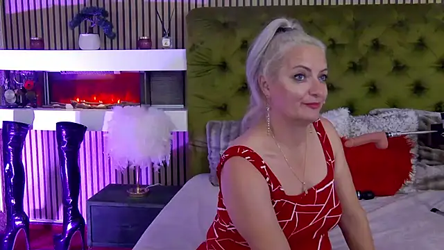 LadyTouch webcam