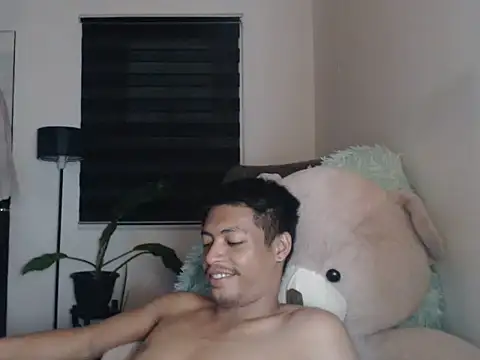 Asian_gregor webcam