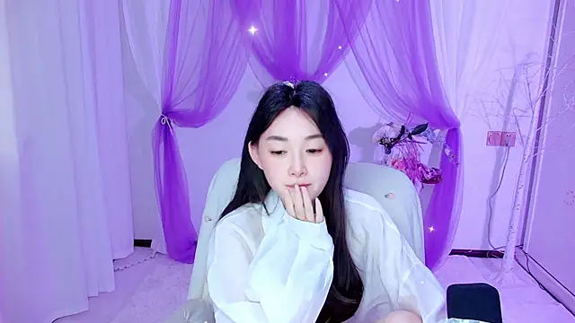 Tili_Lucky webcam